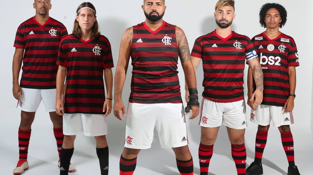 Sosias do Flamengo visitam fazem ensaio para o Jornal O DIA e Meia Hora. Foto: Daniel Castelo Branco / Agencia O Dia