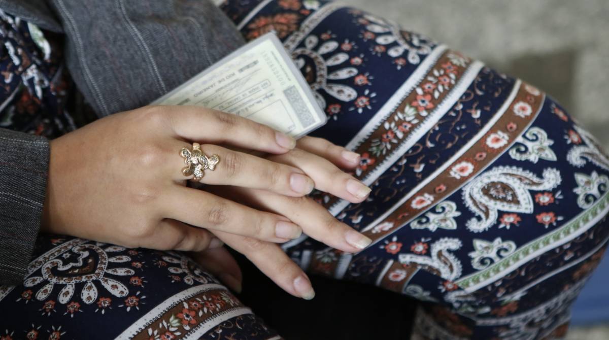 Rio de Janeiro - RJ  -  26/09/2019 - Policia - Mulher agredida pelo marido - Policial Militar agredia e mantinha a esposa dopada sob efeito de remedios em Duque de Caxias, Baixada Fluminense -  Foto Reginaldo Pimenta / Agencia O Dia