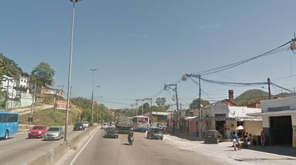 Vítima foi baleada na altura da RJ-104, em São Gonçalo  - Google / Reprodução