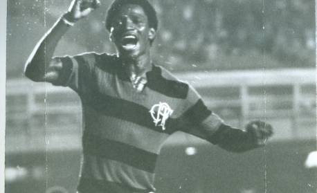 Adílio marcou gols pelo Flamengo em finais do Mundial e Campeonato Brasileiro