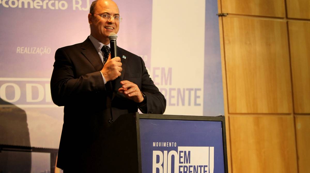 Governador Wilson Witzel prometeu pagar o 13&ordm; de todo o funcionalismo em 2 de dezembro e quitar os sal&aacute;rios de dezembro em 6 de janeiro - Luciano Belford/Ag&ecirc;ncia O Dia