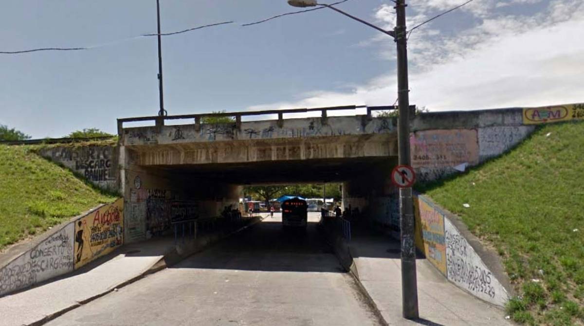 Caso aconteceu em uma passagem subterrânea que fica embaixo da Avenida Brasil