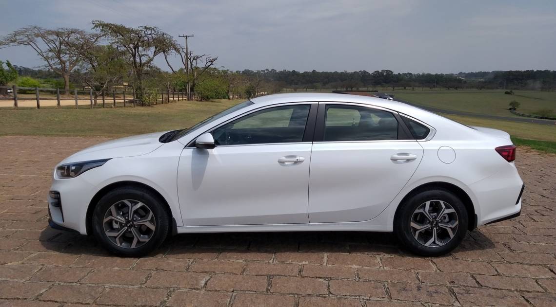 A nova linha cresceu 8 cm em comprimento, 2 cm em largura e perdeu 78 kg no peso total, que passa para 1.283 kg