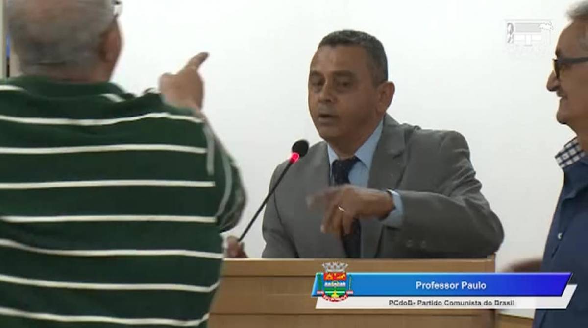 Eduardo Gordo discute com o Professor Paulo