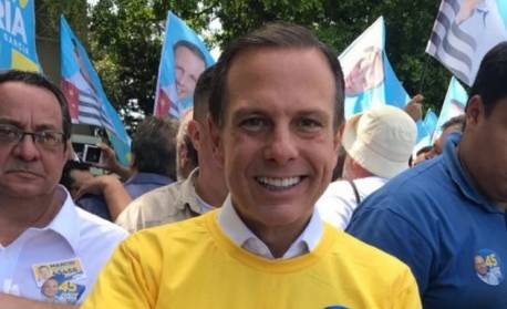 Doria provoca após Bolsonaro recuar de ataques: 'O leão virou rato'