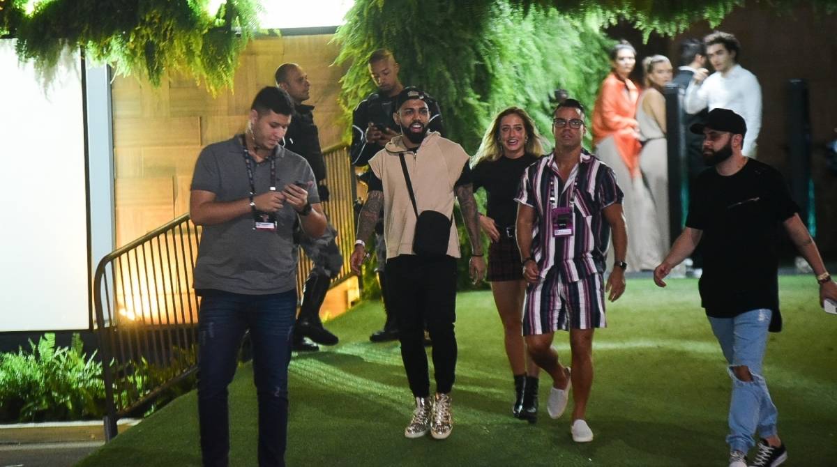 Gabigol deixa o Rock in Rio com Bruna Griphao - Leo Franco / AgNews