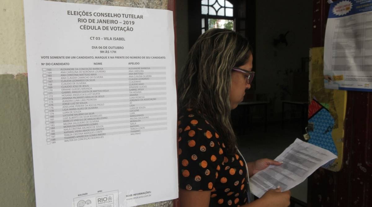 Eleitores participaram de votação para Conselho Tutelar, na Tijuca - Ricardo Cassiano