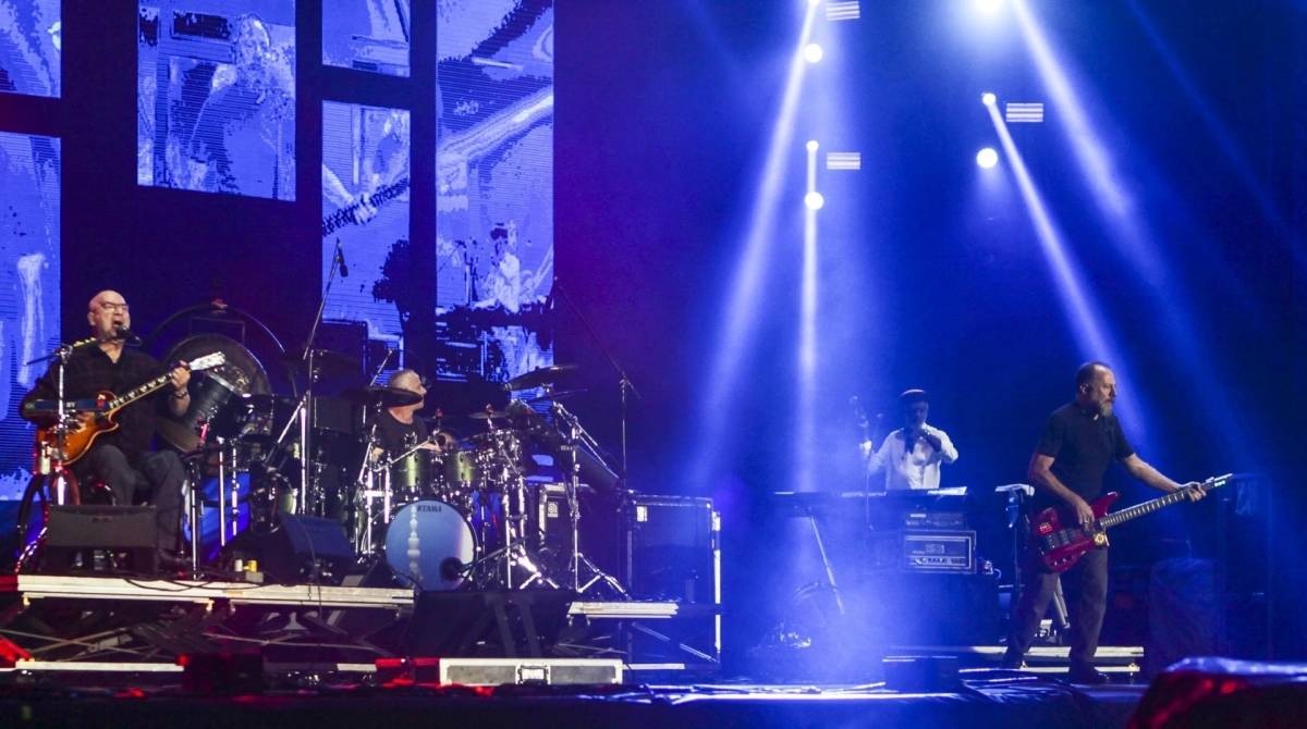 Rio, 06/10/2019 - Rock In Rio, segunsa semana, setimo dia do festival. paralamas do sucesso abrindo a noite no palco mundo , Parque Olimpico da Barra Tijuca, Zona oeste do Rio. Foto: Ricardo Cassiano/Agencia O Dia