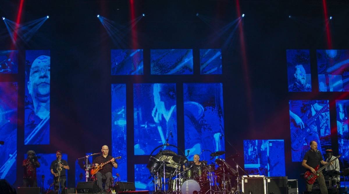 Rio, 06/10/2019 - Rock In Rio, segunsa semana, setimo dia do festival. paralamas do sucesso abrindo a noite no palco mundo , Parque Olimpico da Barra Tijuca, Zona oeste do Rio. Foto: Ricardo Cassiano/Agencia O Dia