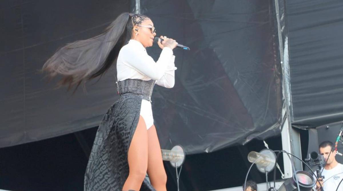 Ludmilla cantou no Palco Sunset