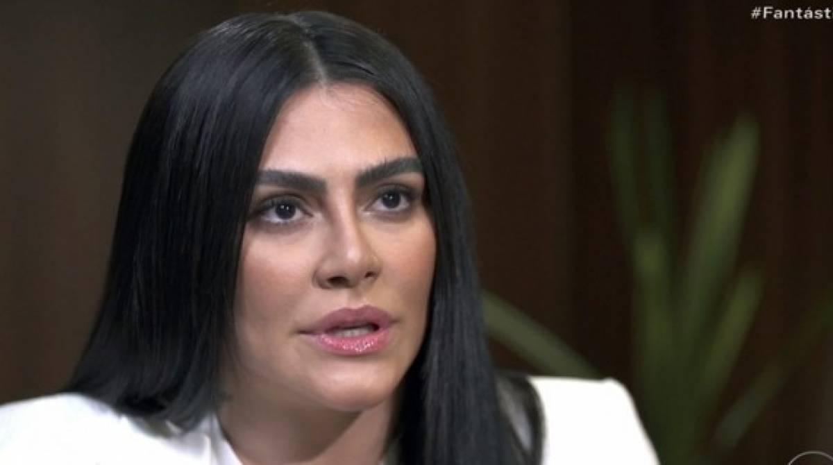 Cleo faz desabafo sobre as cr&iacute;ticas que tem recebido ap&oacute;s engordar 20 kg - Reprodução Internet