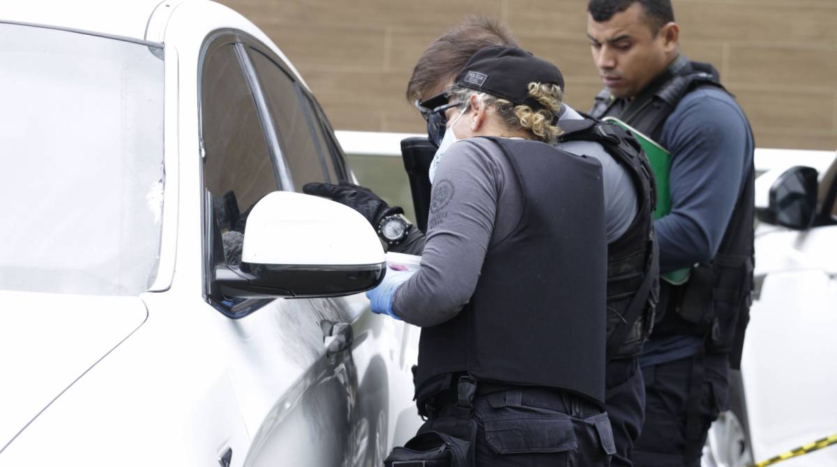 Carro de filha do bicheiro Maninho foi periciado