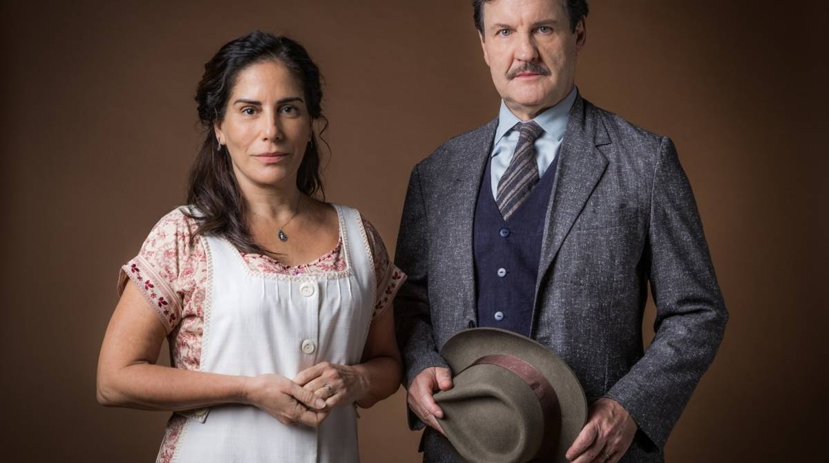 Lola ( Gloria Pires ) e Júlio ( Antonio Calloni ) 