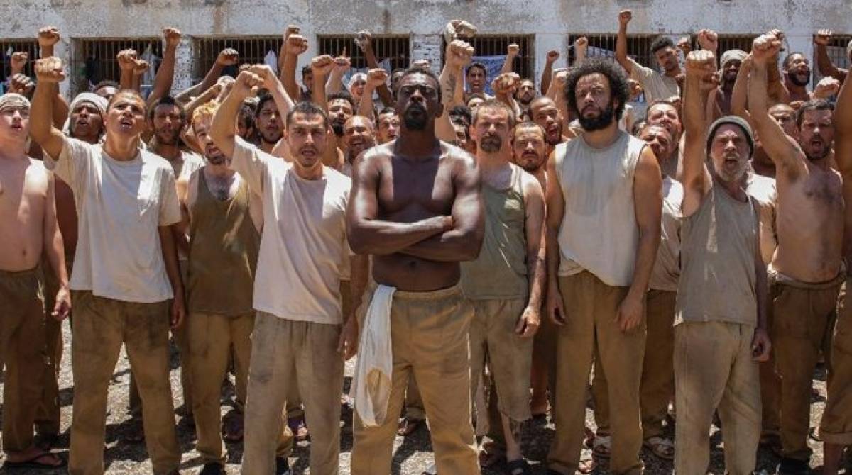 Irmandade: série da Netflix com Seu Jorge estreia em 25 de outubro
