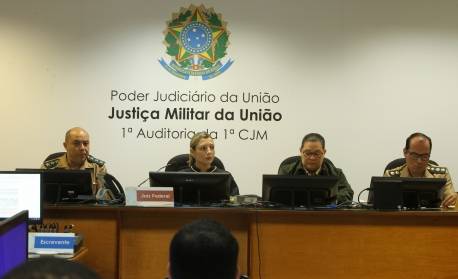 Justiça adia pela terceira vez julgamento de militares por mortes do músico Evaldo Rosa e do catador