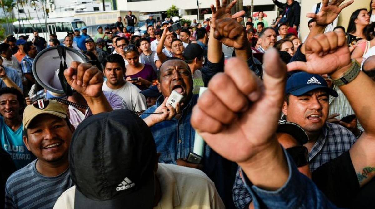 Protesto contra as medidas de austeridade do presidente do Equador, Lenin Moreno, em Quito - SANTIAGO ARCOS