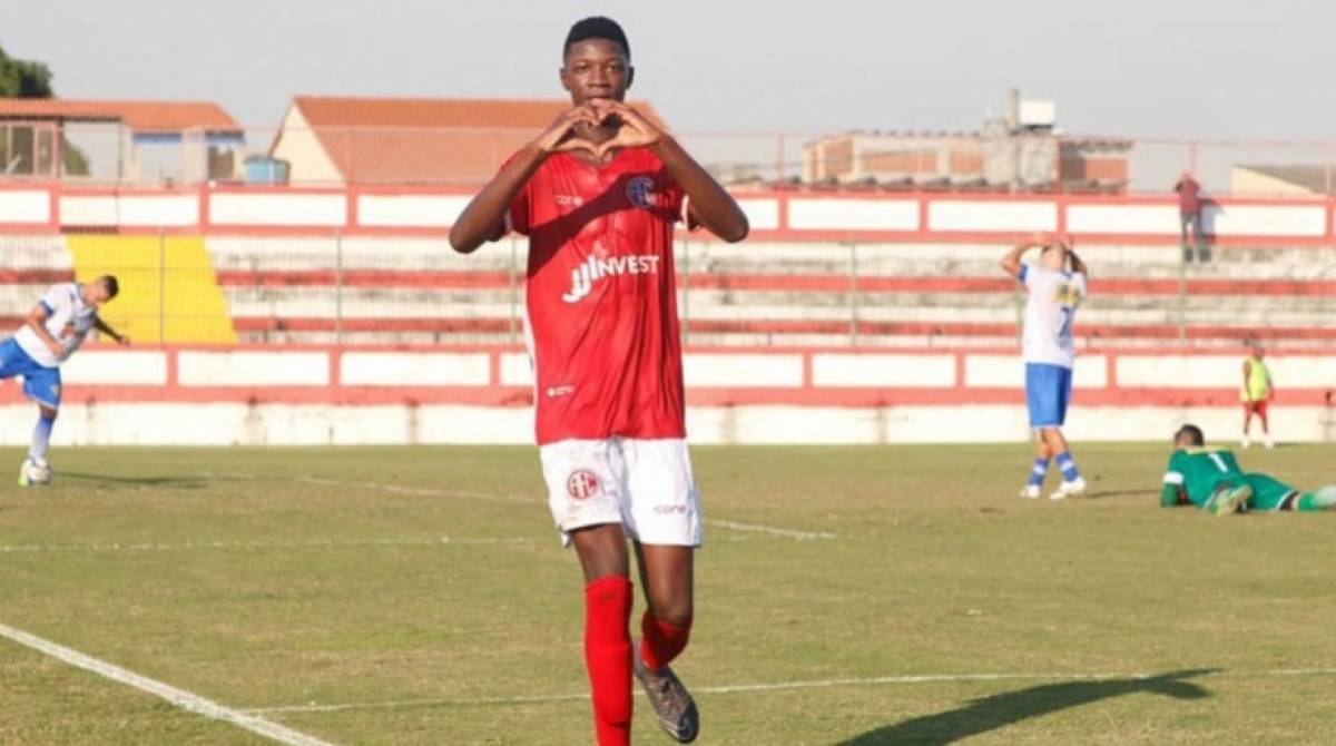 Matheus Babi - Márcio Azevedo / América