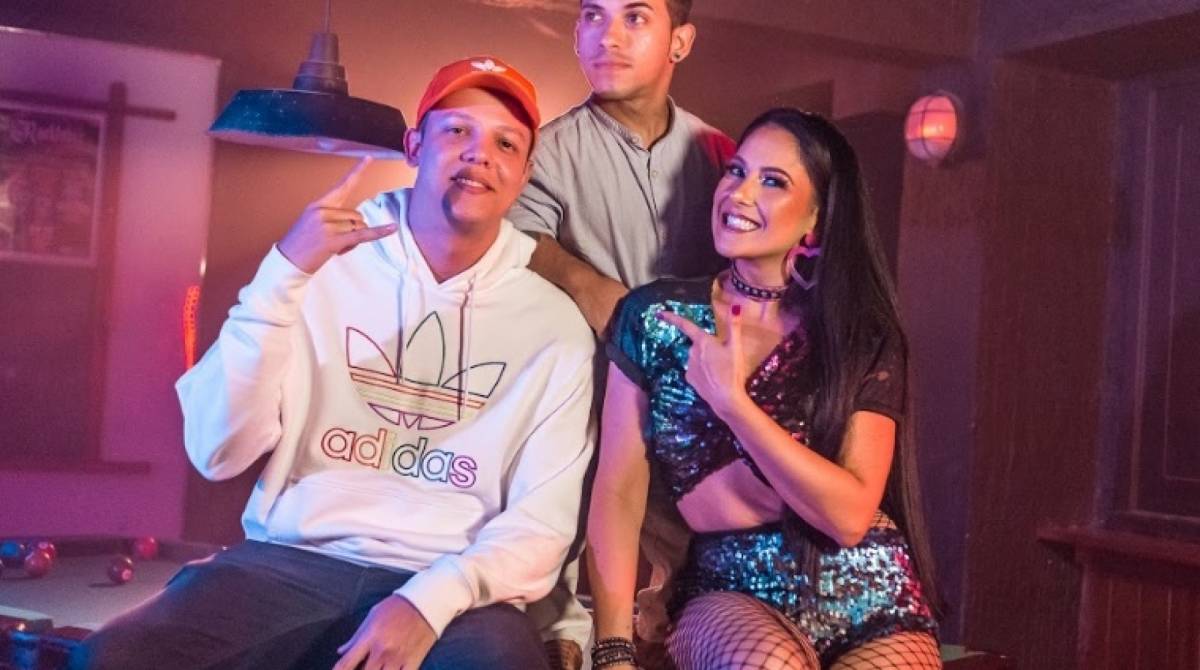 Mc Rielle lança clipe de 'Manobra a Raba'