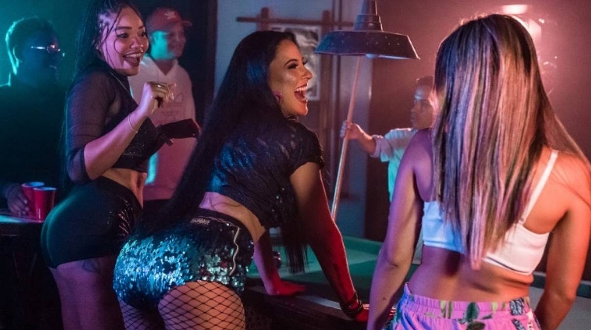 Mc Rielle lanÃ§a clipe de 'Manobra a Raba'