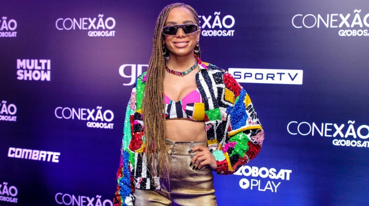 Anitta em evento em São Paulo na noite desta quinta-feira