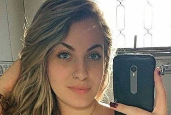 Laudo confirma estupro de jovem morta ap&oacute;s aceitar ajuda para troca de pneu