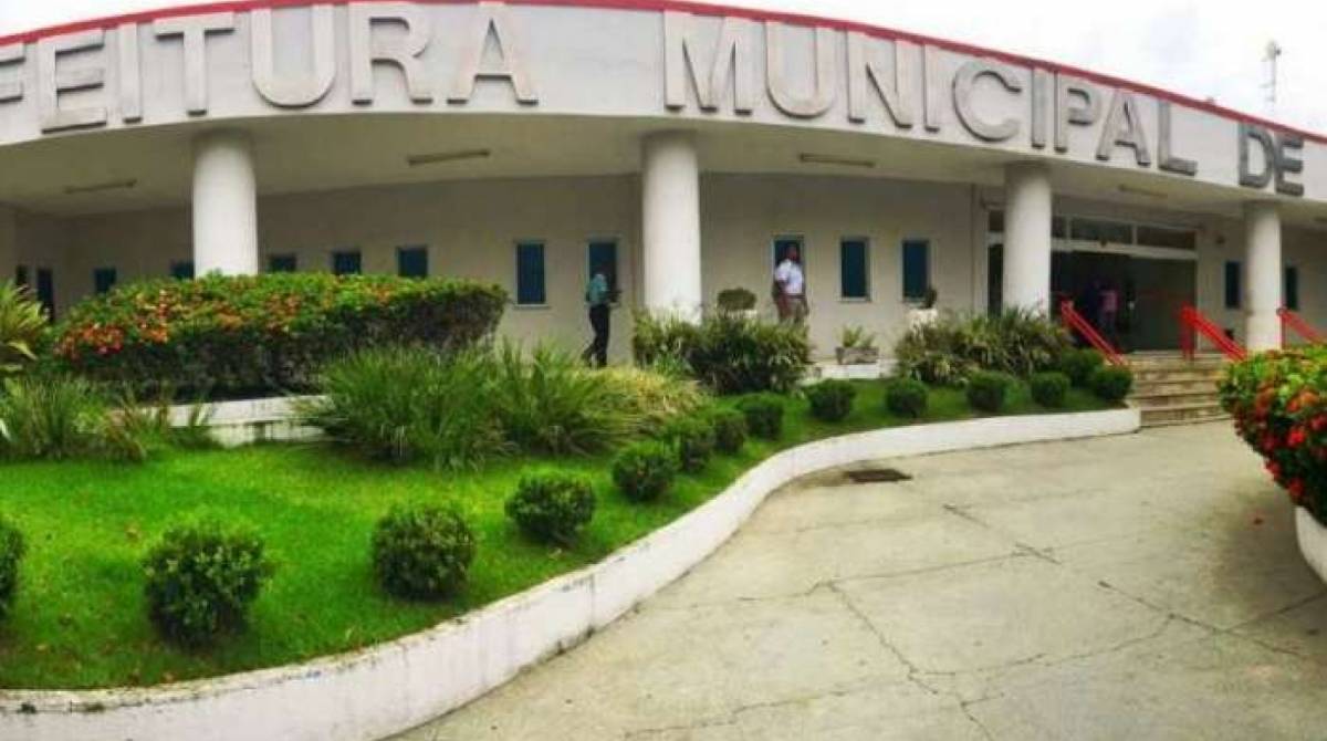 A folha de pagamento dos funcionários da saúde referente a agosto foi quitada - Divulgação 