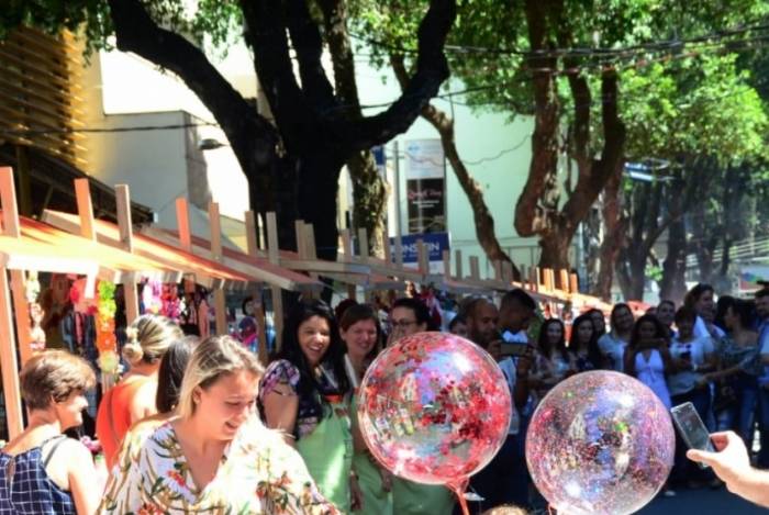 Feira Iguass&uacute; faz sucesso em sua primeira edi&ccedil;&atilde;o