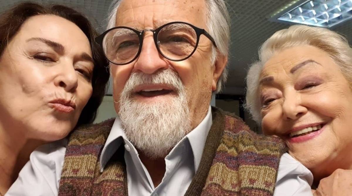 N&iacute;vea Maria, Ary Fontoura e Suely Franco nos bastidores de 'A Dona do Peda&ccedil;o'