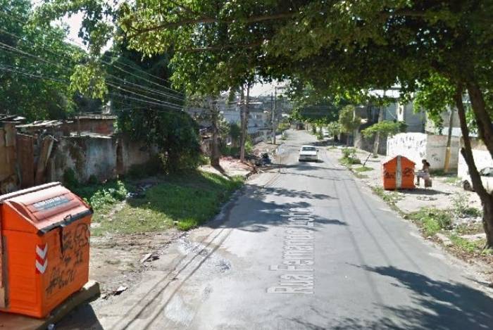 Rua Fernando Lobo, onde o policial foi baleado