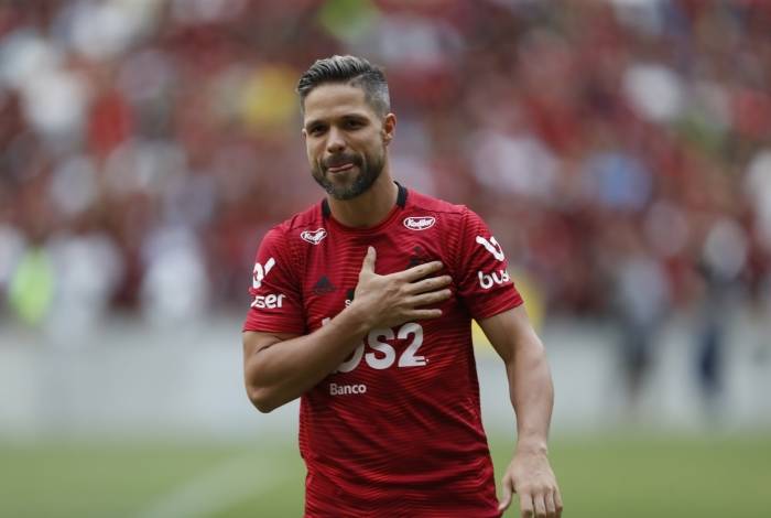 Diego volta a ser titular do Flamengo após quatro meses