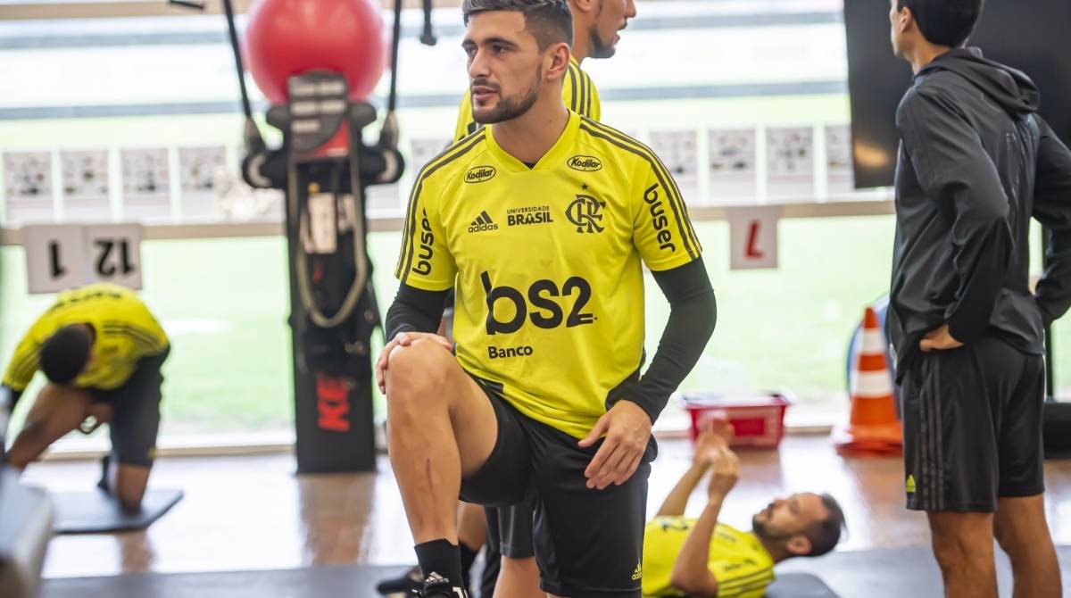 Arrascaeta, meia do Flamengo, em treino 