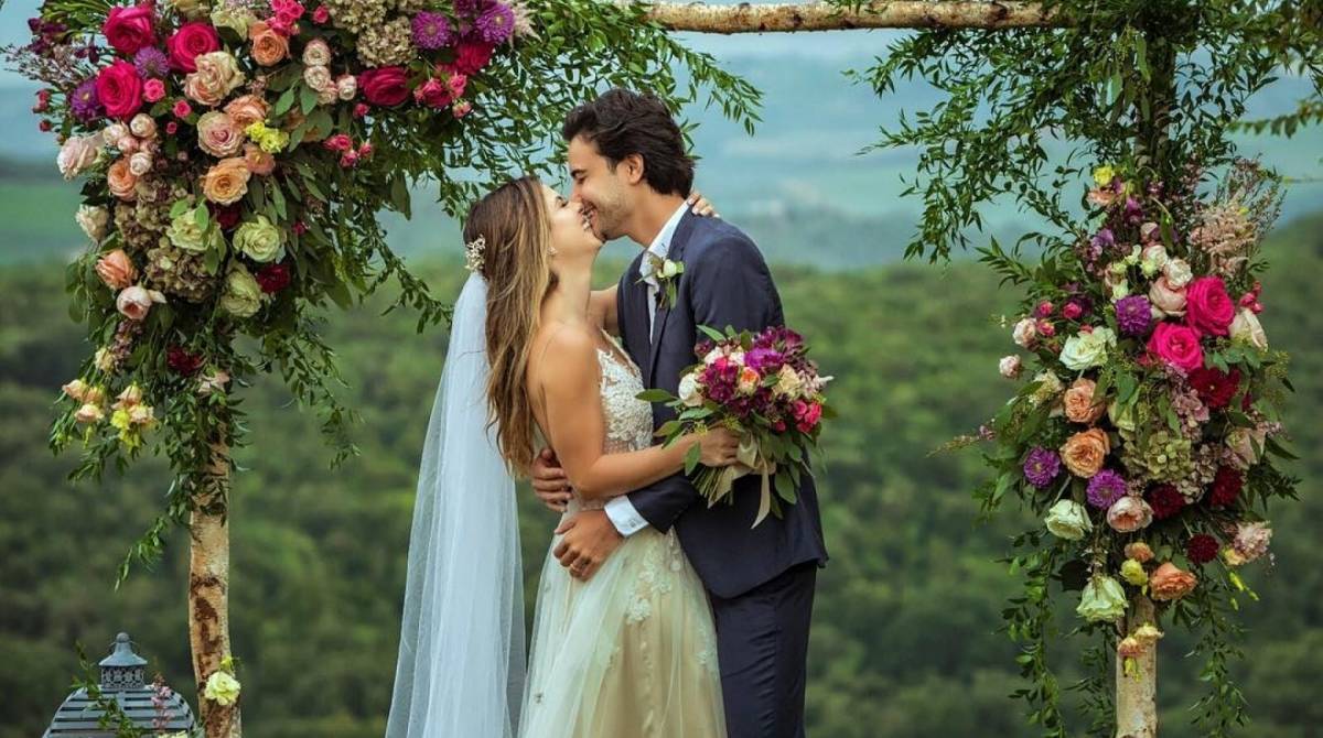 Sthefany Brito e Igor Raschkovscky