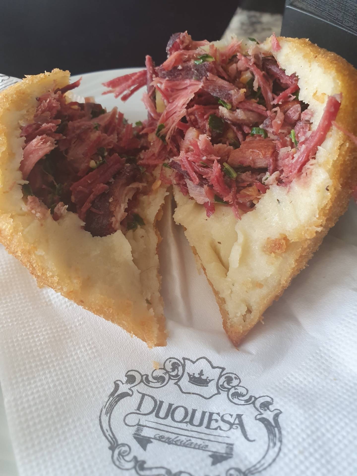 Coxinha de feijoada é a novidade da Duquesa Confeitaria - Divulgação