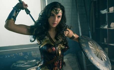 Site contraria Gal Gadot e diz que sequência de 'Mulher-Maravilha' não está nos planos da DC