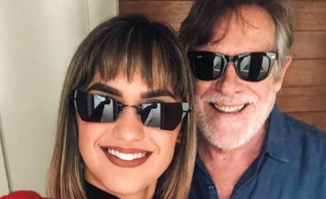 Apaixonado! José de Abreu se declara para namorada