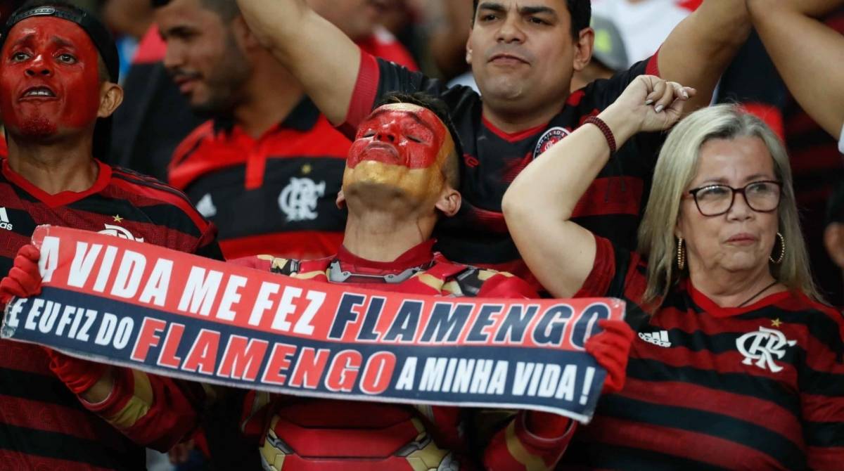 A torcida do Flamengo sonha com a conquista do bi mundial no Catar - Gilvan de Souza / Agencia O Dia