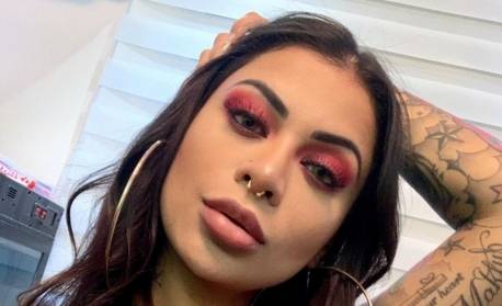 MC Marcelly passa por cirurgia no olho quatro meses após agressão de ex-companheiro