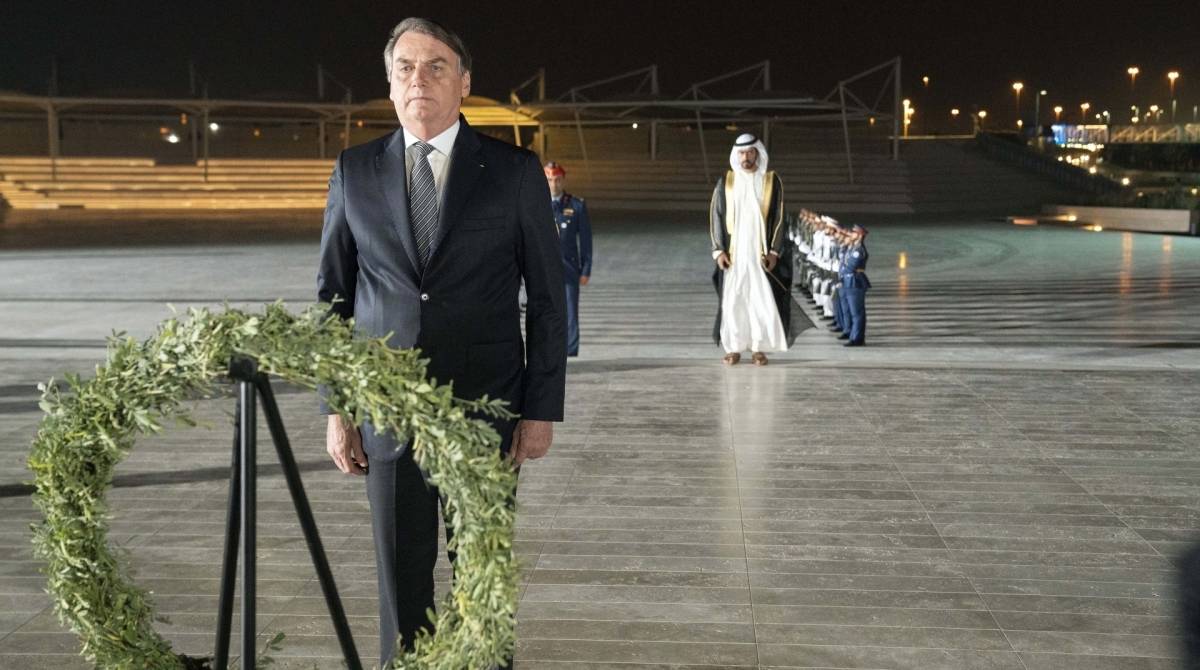 Presidente chegou ontem a Abu Dhabi nos Emirados Árabes - AFP