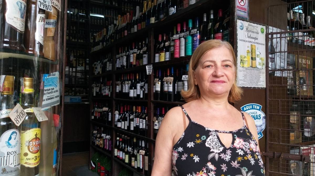 Joilma Monteiro, de 60 anos, é comerciante da região há mais 30 anos