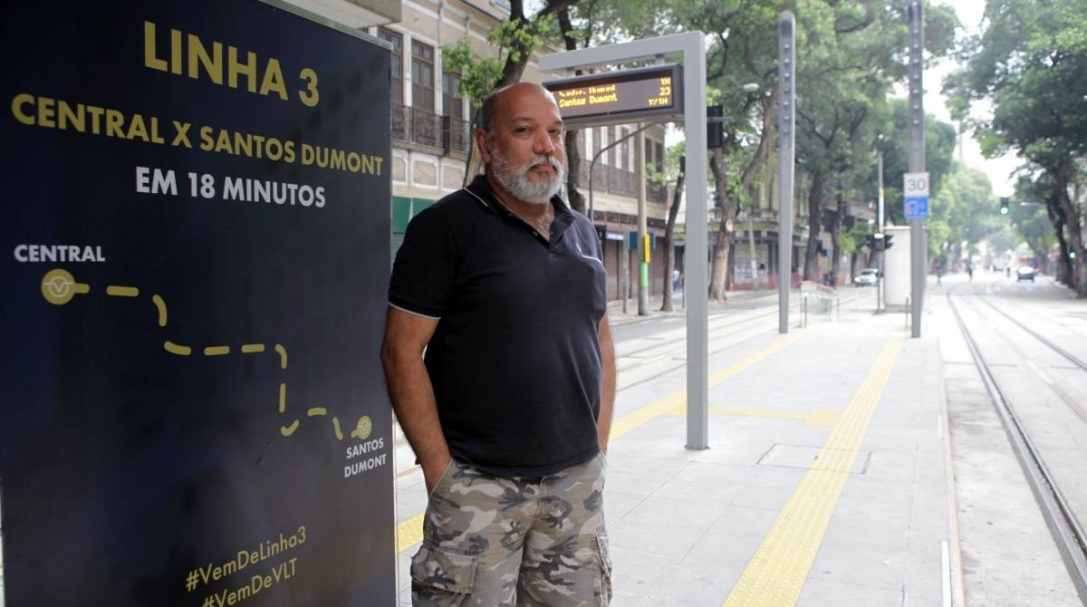 Rio, 26/10/2019, Prefeito Marcelo Crivela com a primeira dama Sylvia Jane e o Diretor do VLT carioca, Marcio Hannas  entregam a linha 3 do VLT. Centro do Rio. Na foto Helber Campos.  Foto: Ricardo Cassiano/Agencia O Dia.