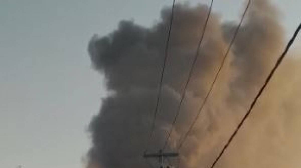 Inc&ecirc;ndio atingiu garagem de &ocirc;nibus, em Campo Grande