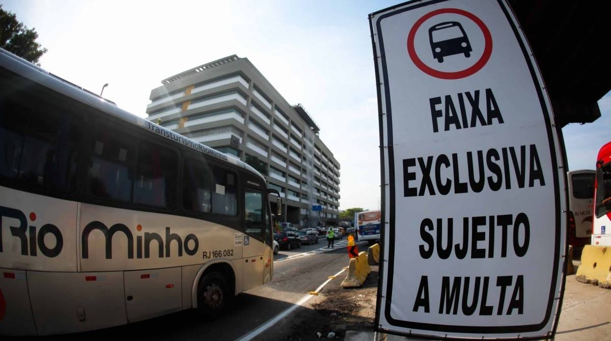 Rio, 25/10/2019, Situacao do transito na Avenida Brasil na altura do INTO apos mudancas nas vias, foto de Gilvan de Souza / Agencia O Dia
