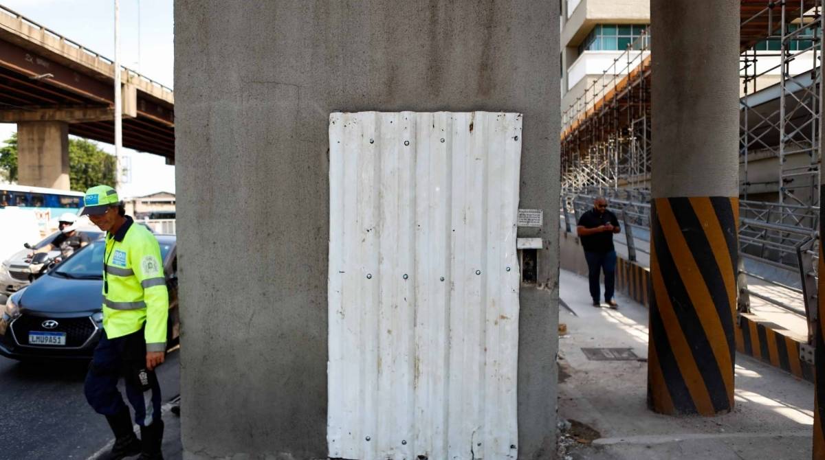 Rio, 25/10/2019, Situacao do transito na Avenida Brasil na altura do INTO apos mudancas nas vias, elevador fora de operacao para pacientes do INTO, foto de Gilvan de Souza / Agencia O Dia - Gilvan de Souza / Agencia O Dia