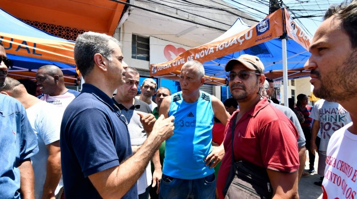 Moradores conversaram com o prefeito Lisboa e com servidores da Defesa Civil