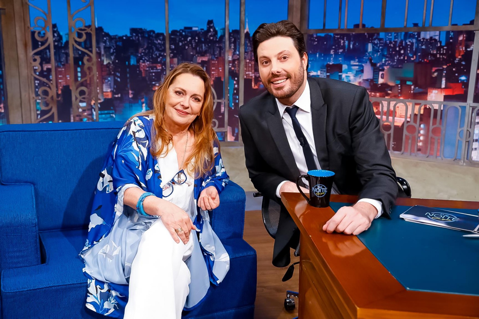 Maria Zilda Bethlem se emociona em entrevista no programa 'The Noite' de Danilo Gentili - Gabriel Cardoso/SBT