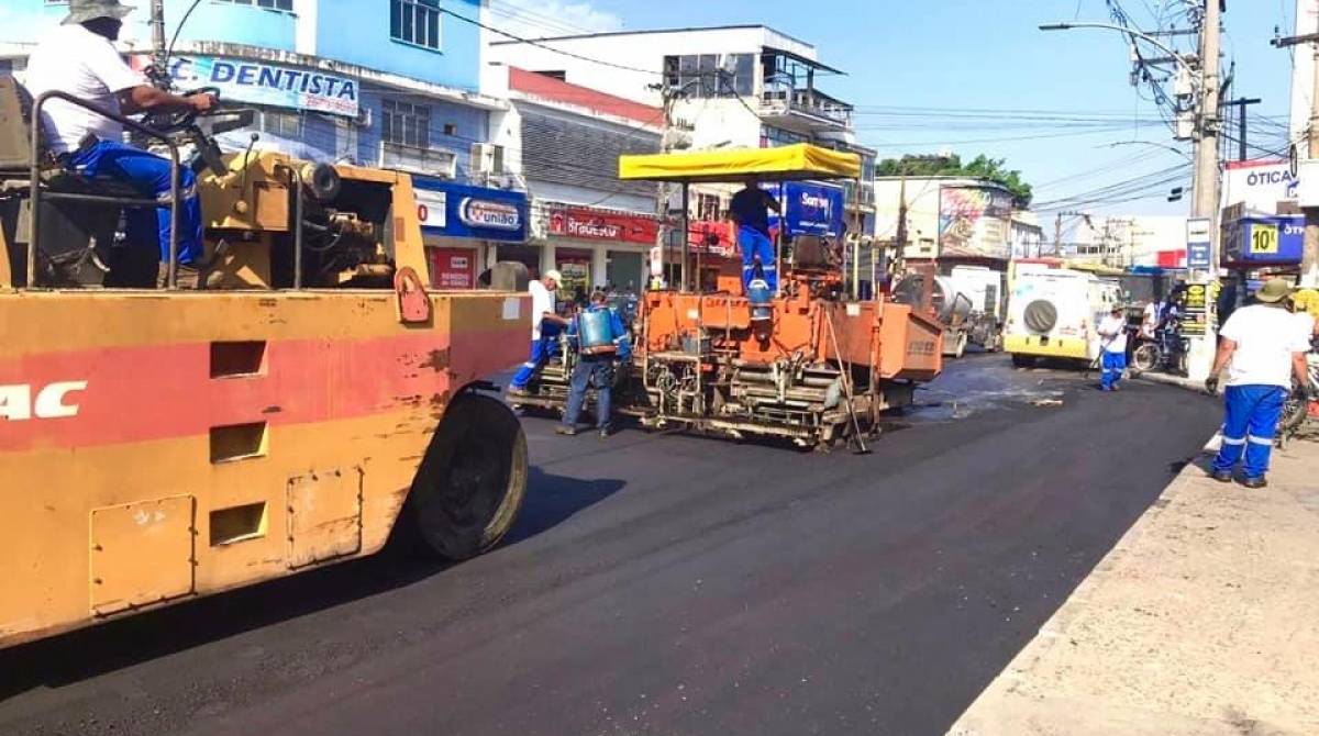 Avenida Automóvel Clube, em Santa Cruz da Serra, recebe novo asfalto - Divulgação