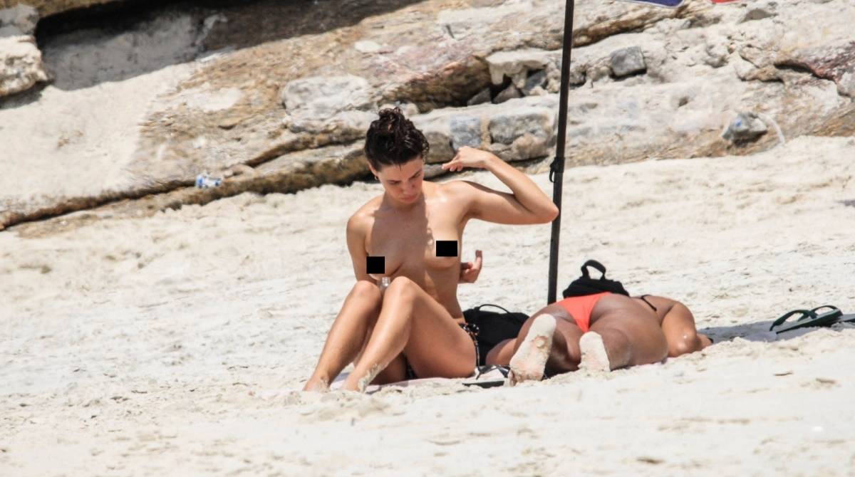 Bruna Linzmeyer curte praia em clima de romance com novo affair