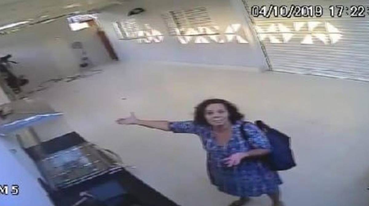 Mulher ficou cerca de 1h presa dentro de garagem