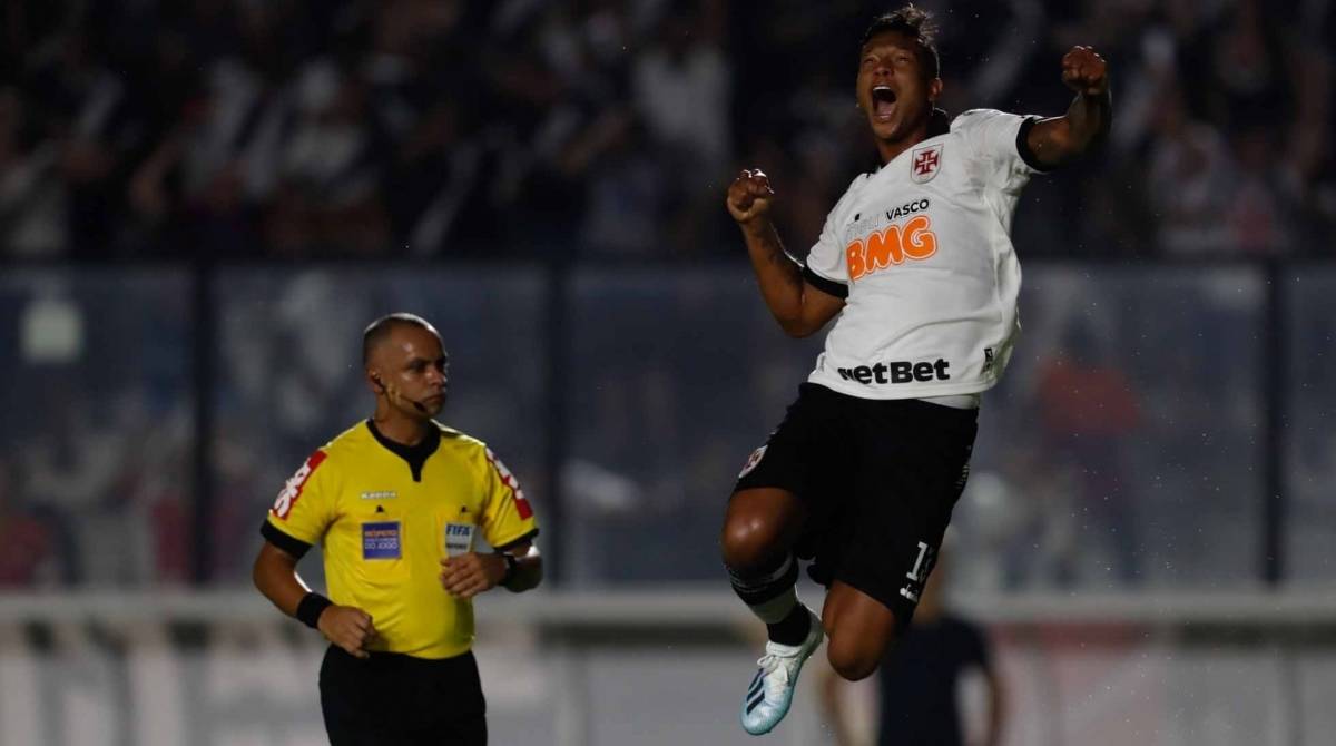 Em três meses de Vasco, Guarín conquistou o respeito da torcida - Gilvan de Souza
