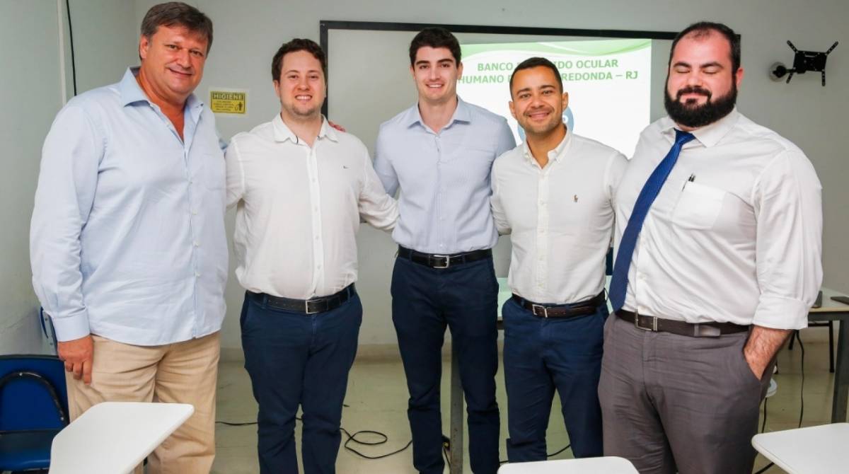Saúde de Caxias realiza curso para captação de córnea